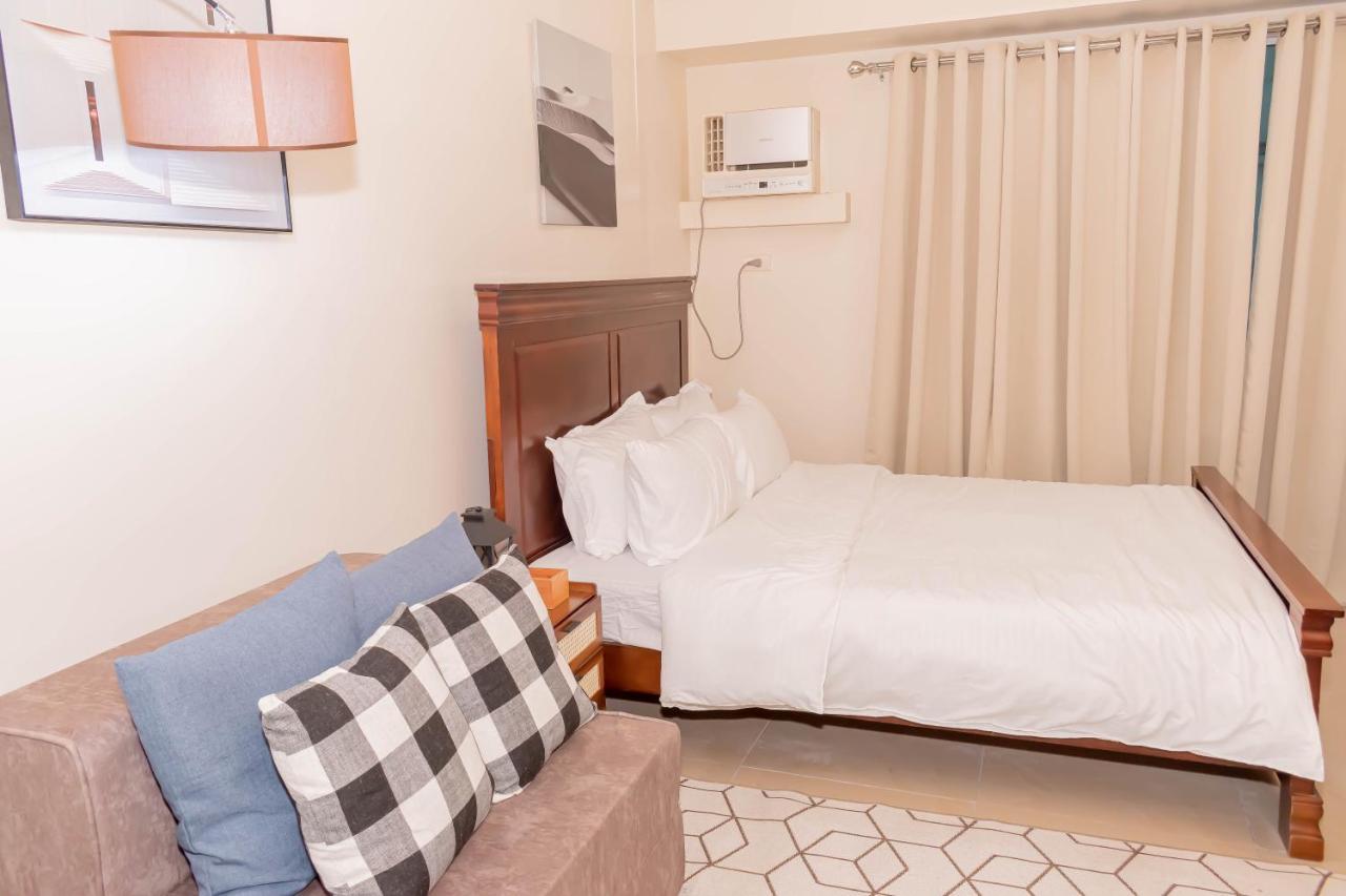 Amora Suites At The Beacon Makati Manila Room photo